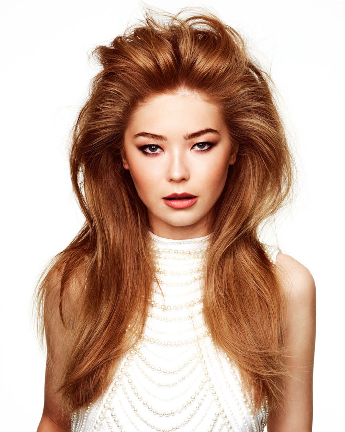Elisha4-Model-contact-page
